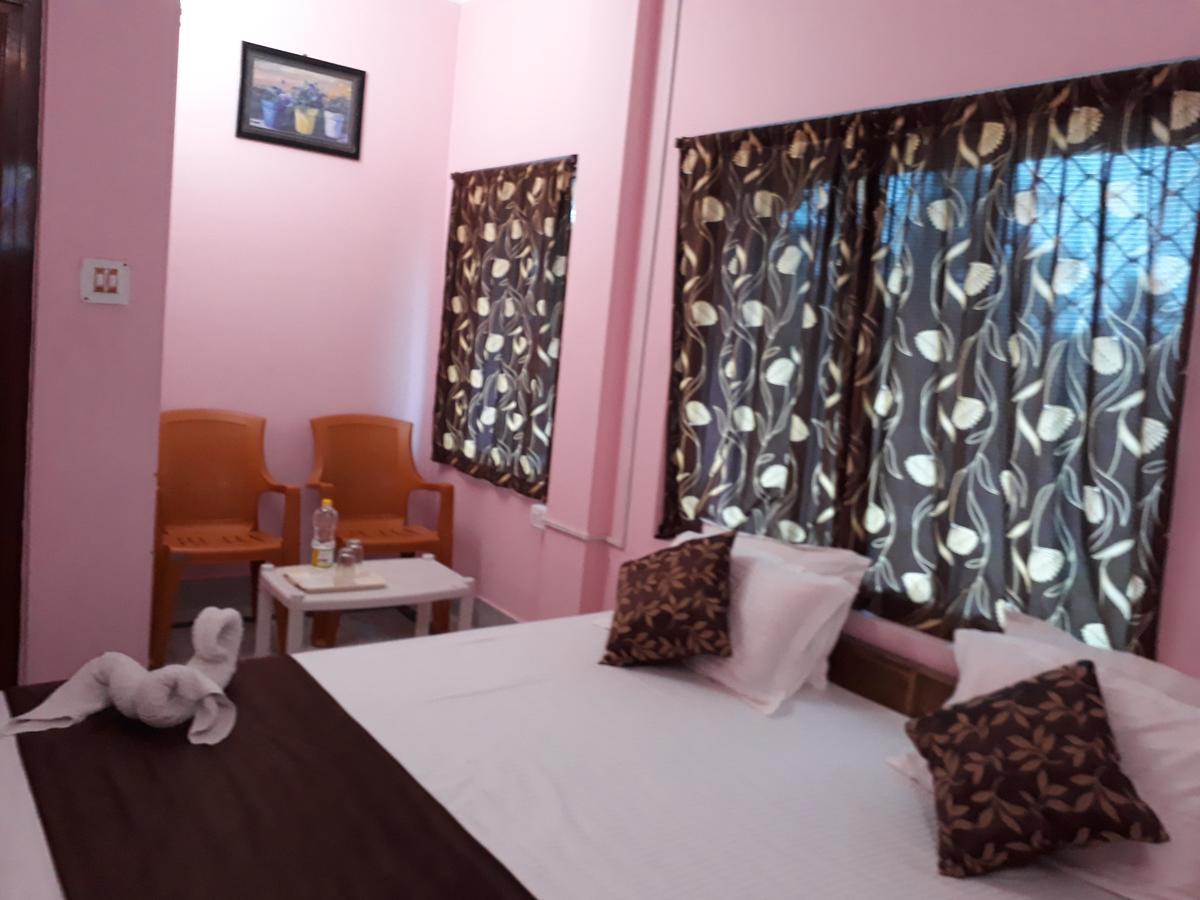 Hotel Gunjan Пури Экстерьер фото