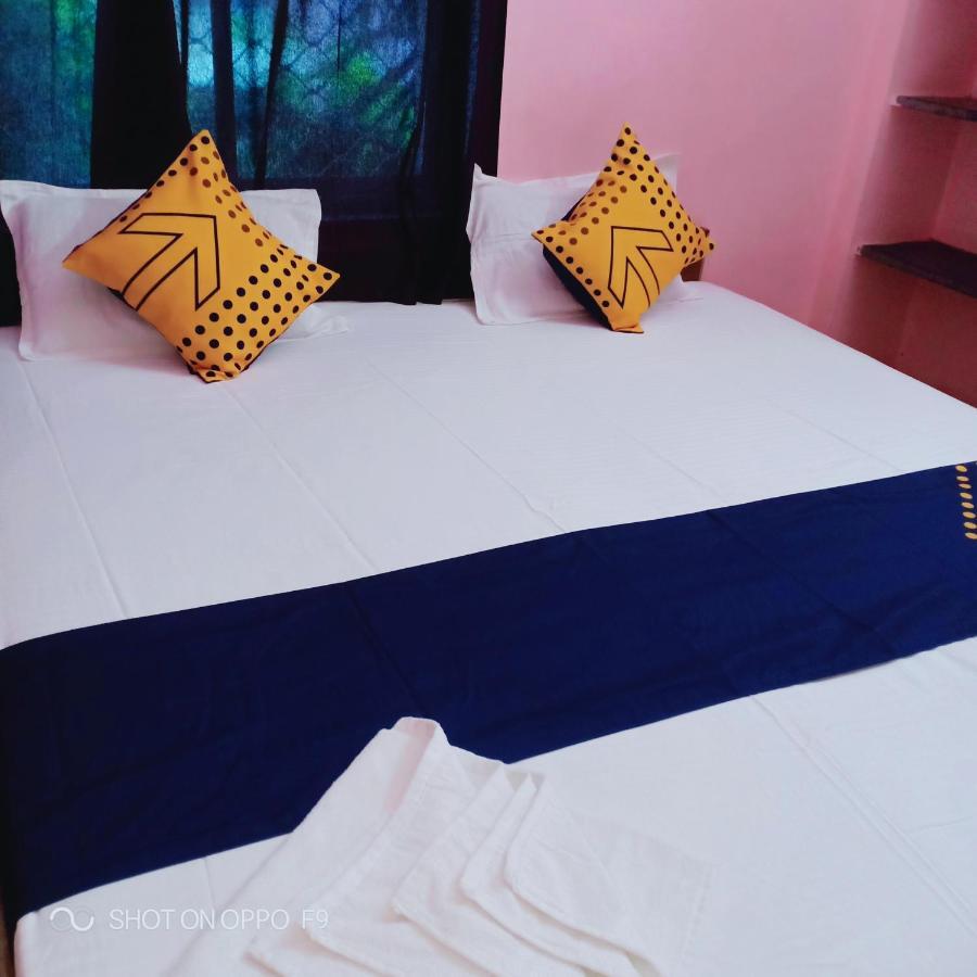 Hotel Gunjan Пури Экстерьер фото