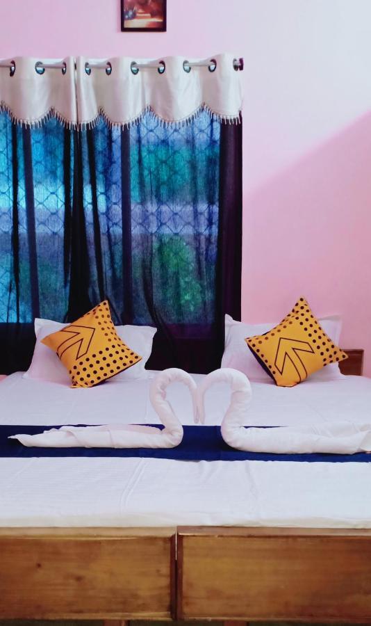Hotel Gunjan Пури Экстерьер фото