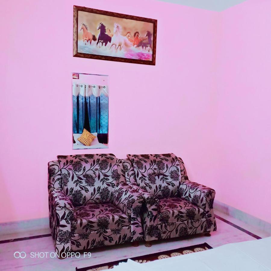 Hotel Gunjan Пури Экстерьер фото