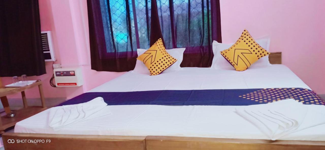 Hotel Gunjan Пури Экстерьер фото